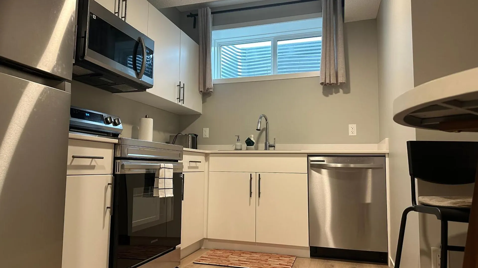 Oisede Apartman Edmonton Kanada